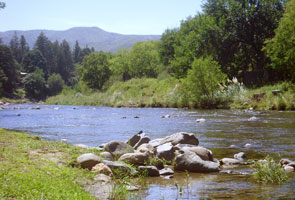 Claridad del rio - Camping Los Alamos